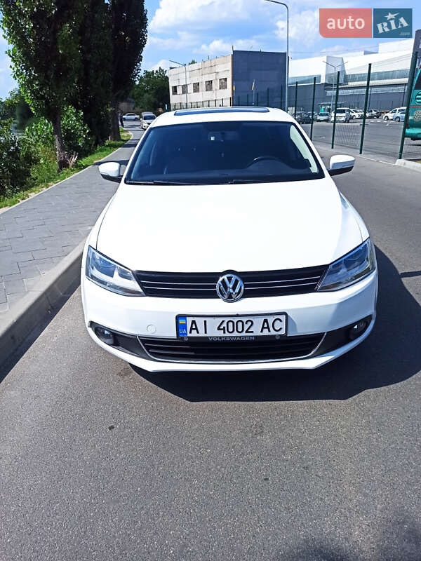 Седан Volkswagen Jetta 2014 в Василькові