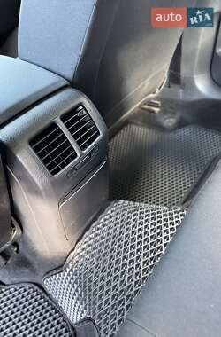 Седан Volkswagen Jetta 2010 в 