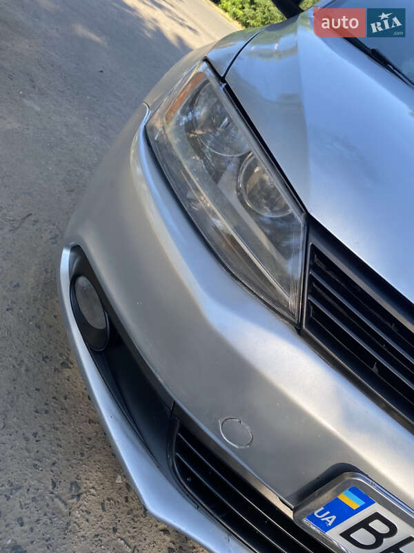 Седан Volkswagen Jetta 2011 в Ширяево