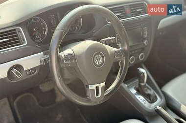 Седан Volkswagen Jetta 2013 в Киеве