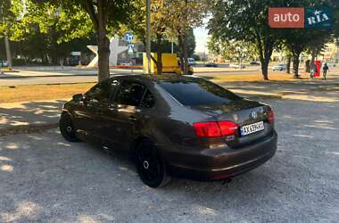 Седан Volkswagen Jetta 2010 в Харкові