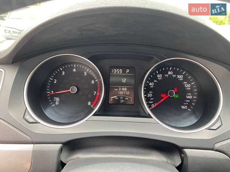 Седан Volkswagen Jetta 2016 в Львове