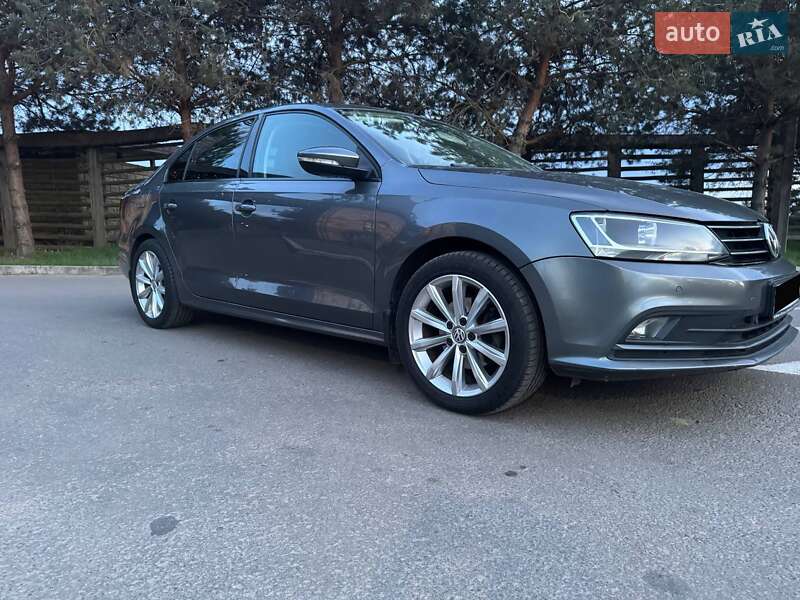 Седан Volkswagen Jetta 2016 в Ужгороде фото 6 Седан Volkswagen Jetta 2016 в Ужгороде