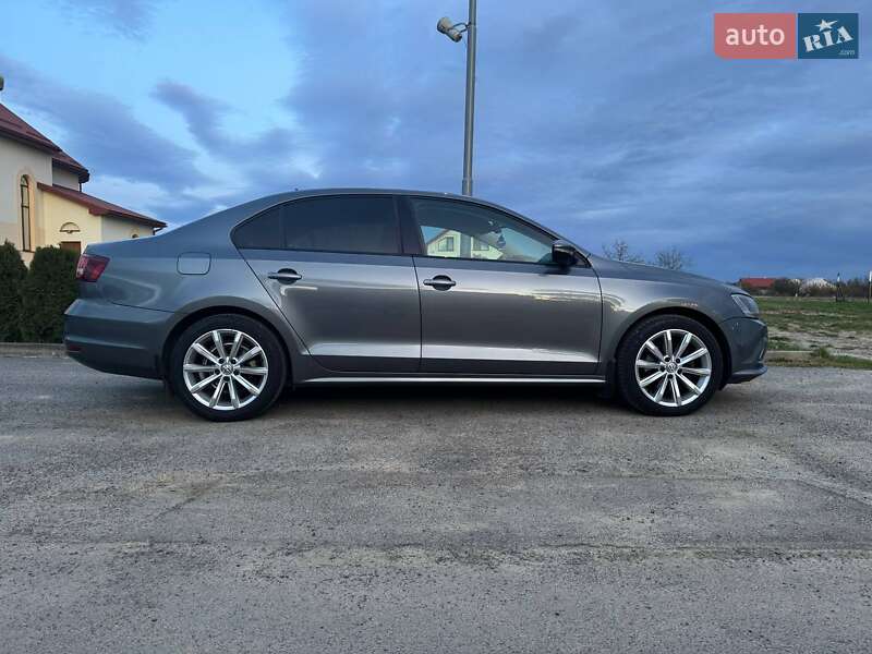 Седан Volkswagen Jetta 2016 в Ужгороде фото 9 Седан Volkswagen Jetta 2016 в Ужгороде