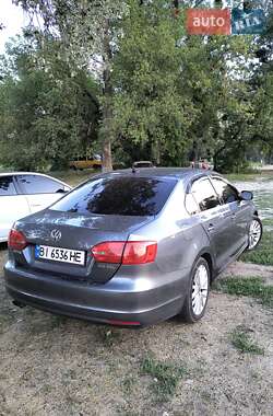 Седан Volkswagen Jetta 2012 в Полтаві