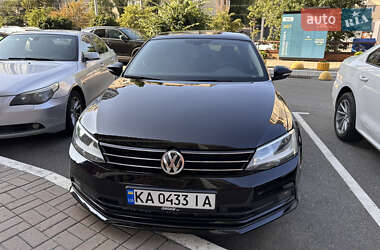 Седан Volkswagen Jetta 2016 в Києві