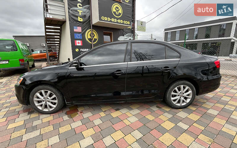 Седан Volkswagen Jetta 2012 в Стрые