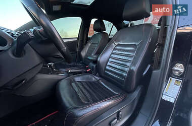 Седан Volkswagen Jetta 2012 в 