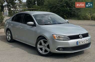 Седан Volkswagen Jetta 2012 в Днепре