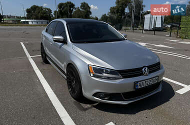 Седан Volkswagen Jetta 2010 в Киеве