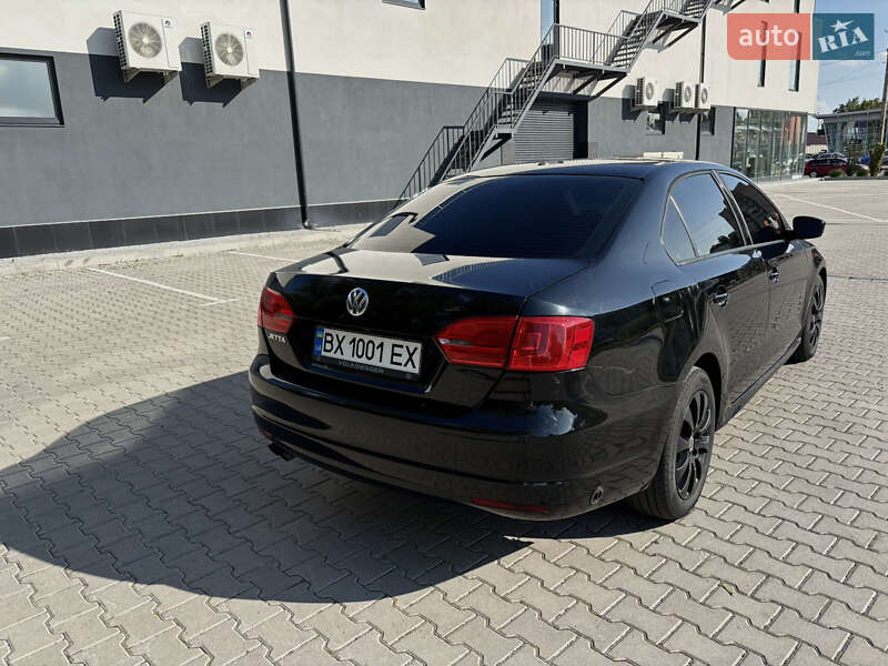 Седан Volkswagen Jetta 2011 в Хмельницком