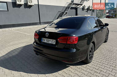 Седан Volkswagen Jetta 2011 в 
