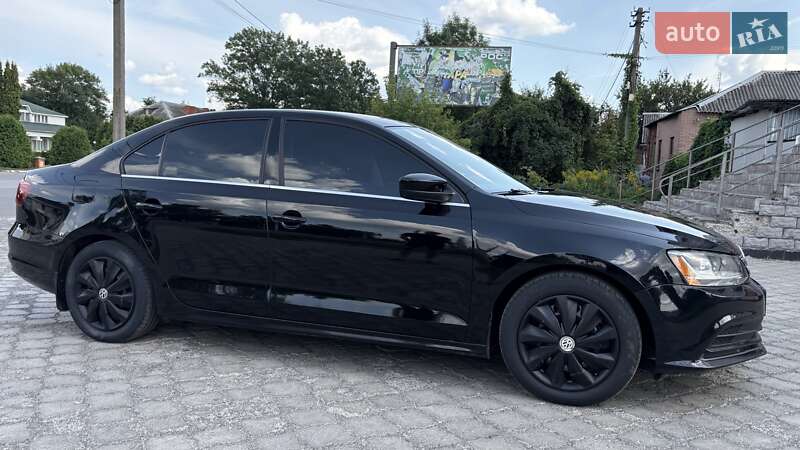 Седан Volkswagen Jetta 2016 в Сумах