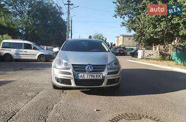 Седан Volkswagen Jetta 2008 в Дніпрі