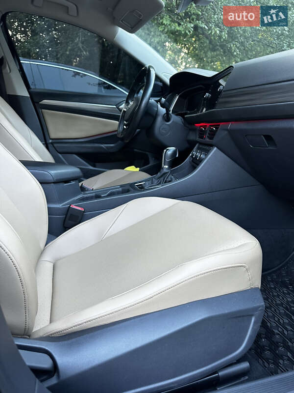 Седан Volkswagen Jetta 2018 в Білогородці