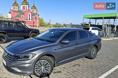 Седан Volkswagen Jetta 2018 в 