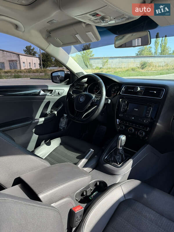 Седан Volkswagen Jetta 2014 в Врадиевке