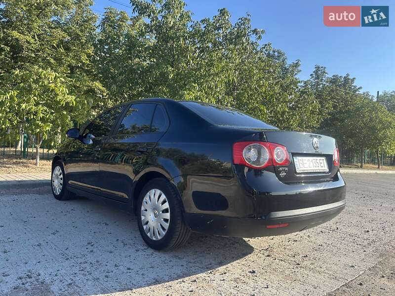 Седан Volkswagen Jetta 2006 в Вознесенську