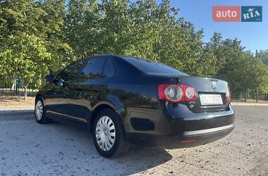 Седан Volkswagen Jetta 2006 в 