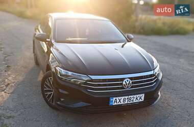 Седан Volkswagen Jetta 2019 в Люботині