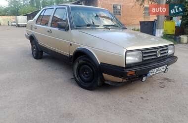 Седан Volkswagen Jetta 1985 в Кропивницком