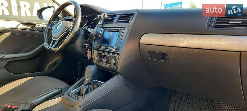 Седан Volkswagen Jetta 2016 в Боярке