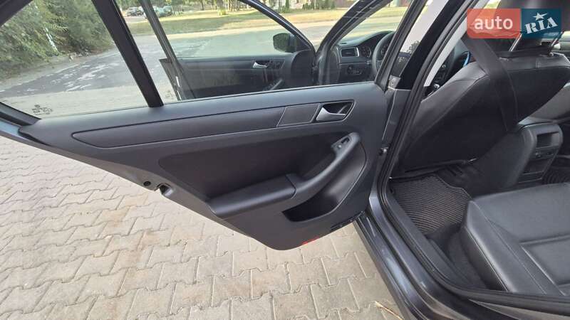 Седан Volkswagen Jetta 2014 в Херсоні