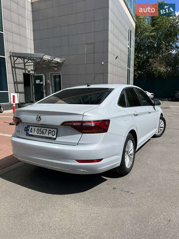 Седан Volkswagen Jetta 2018 в Барышевке