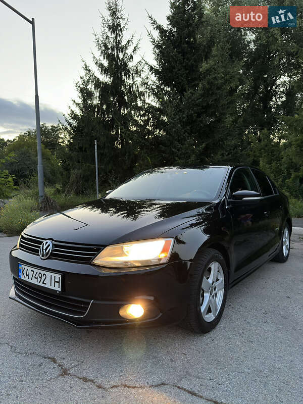 Volkswagen Jetta 2014