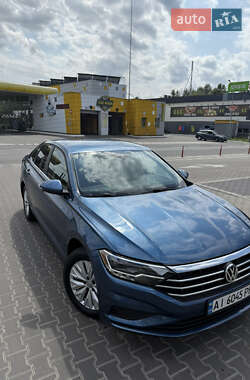 Седан Volkswagen Jetta 2019 в Києві
