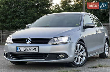 Седан Volkswagen Jetta 2011 в Обухове
