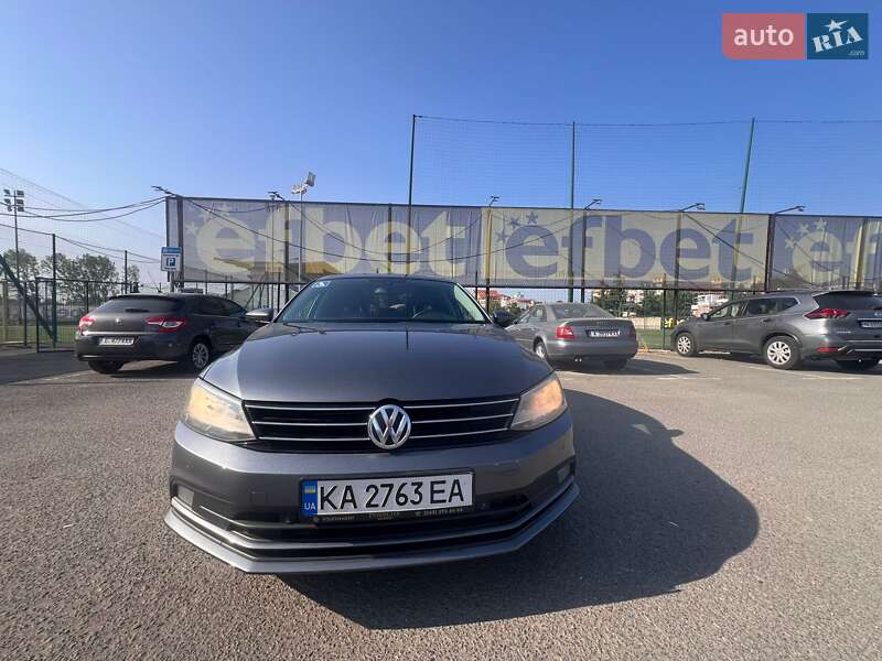 Седан Volkswagen Jetta 2016 в Киеве фото 27 Седан Volkswagen Jetta 2016 в Киеве