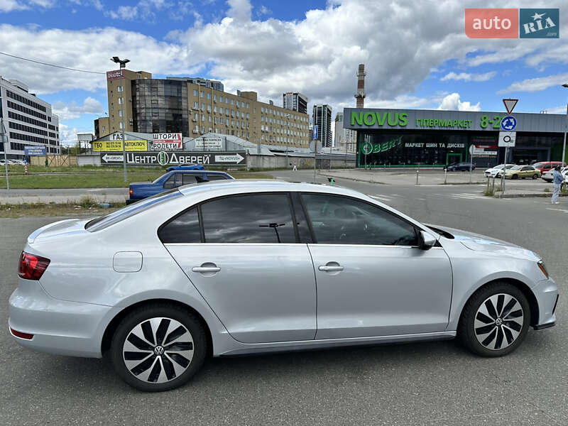 Седан Volkswagen Jetta 2013 в Киеве фото 4 Седан Volkswagen Jetta 2013 в Киеве