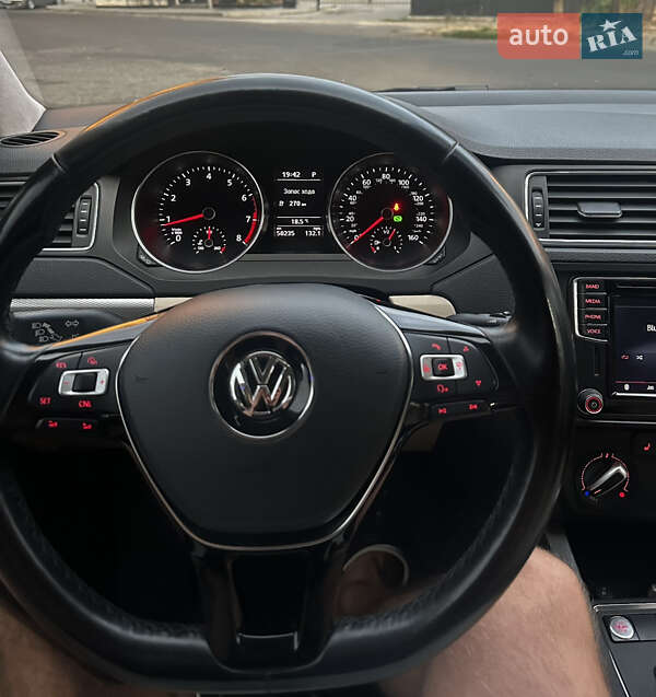 Седан Volkswagen Jetta 2017 в Одесі