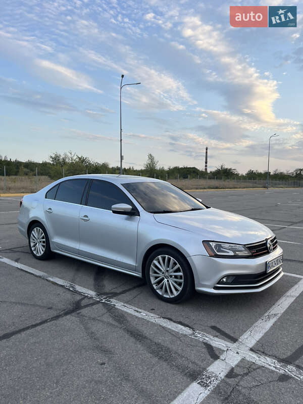 Седан Volkswagen Jetta 2016 в Запорожье