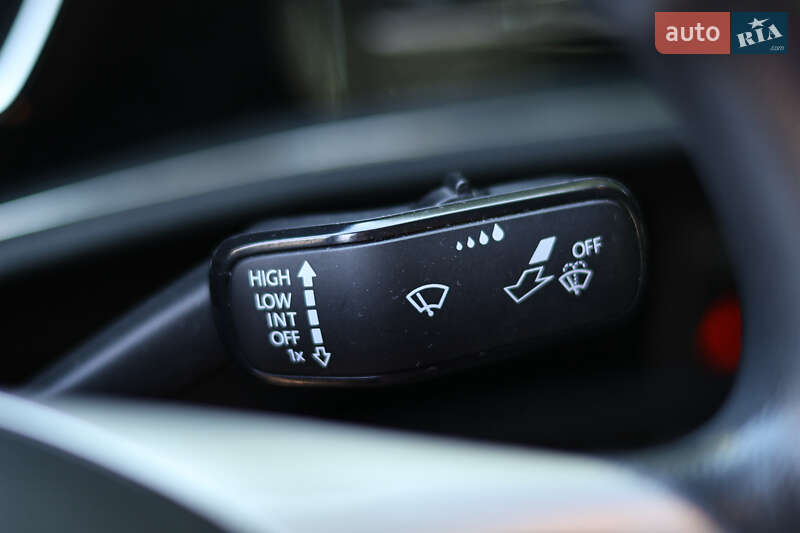 Седан Volkswagen Jetta 2018 в Львове