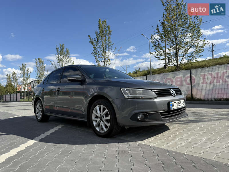 Volkswagen Jetta 2011