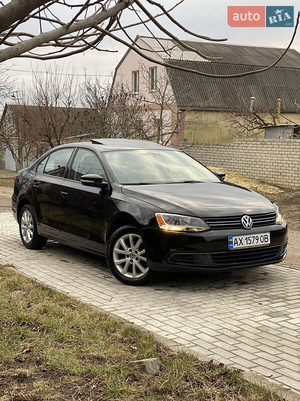 Седан Volkswagen Jetta 2011 в Харькове