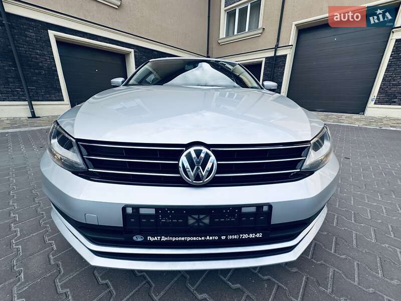 Volkswagen Jetta 2016