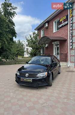 Седан Volkswagen Jetta 2016 в Чернігові