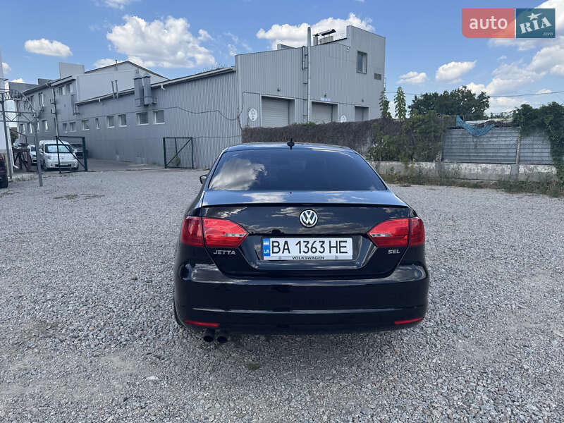 Седан Volkswagen Jetta 2013 в Кропивницькому