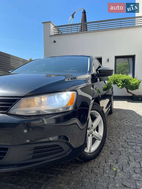 Седан Volkswagen Jetta 2014 в Житомирі фото 18 Седан Volkswagen Jetta 2014 в Житомирі