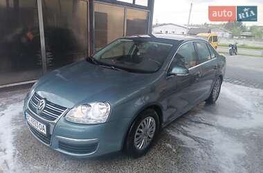 Седан Volkswagen Jetta 2009 в Трускавці