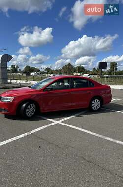 Седан Volkswagen Jetta 2012 в 