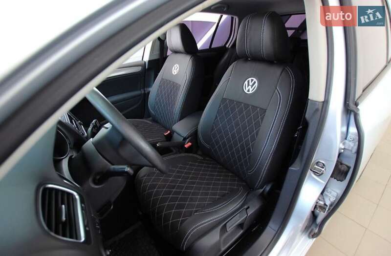 Седан Volkswagen Jetta 2009 в Львові