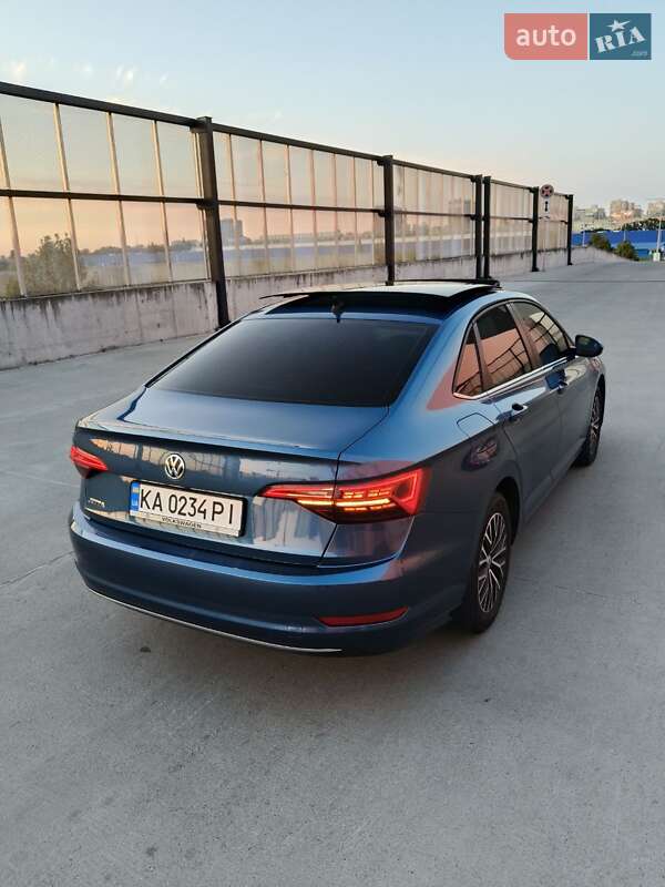 Седан Volkswagen Jetta 2021 в Києві