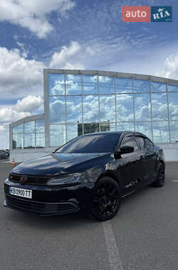 Седан Volkswagen Jetta 2013 в Киеве