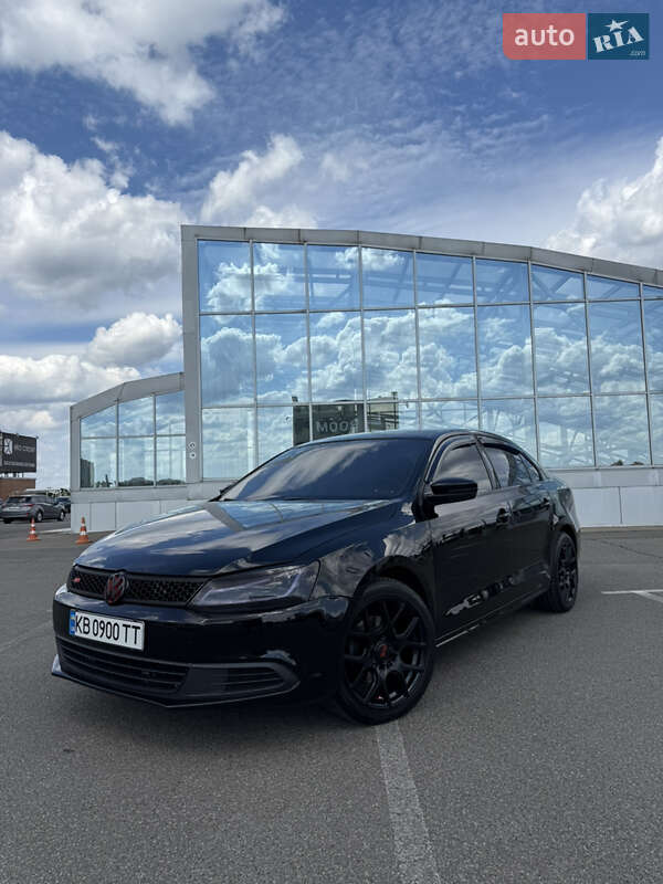Volkswagen Jetta 2013