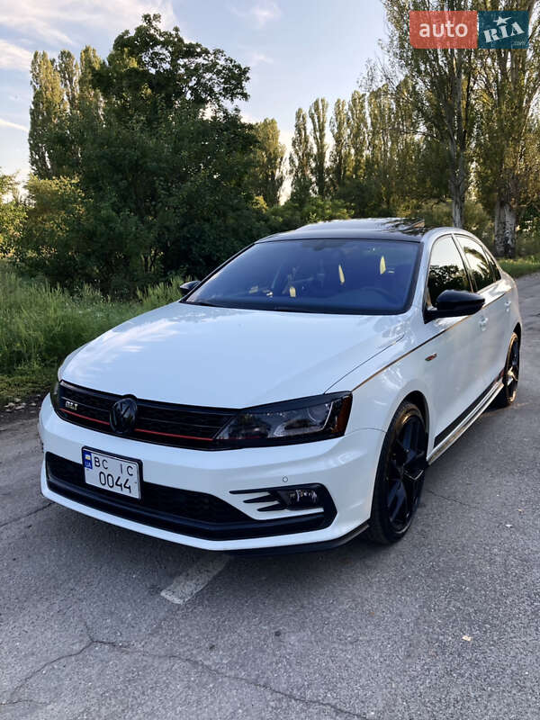 Седан Volkswagen Jetta 2017 в Кременчуці