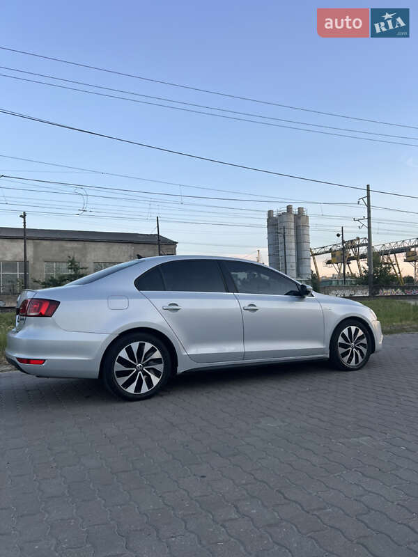 Седан Volkswagen Jetta 2013 в Львове